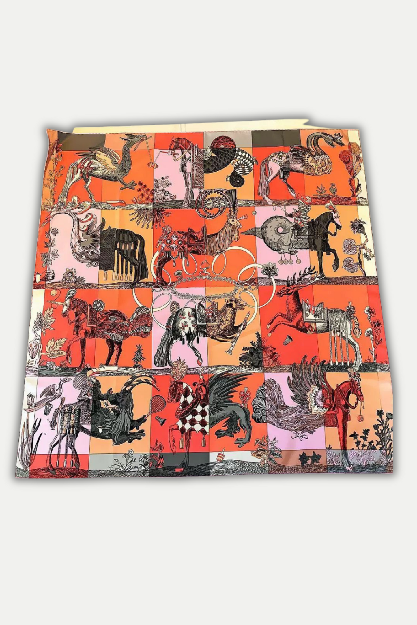 Luxuriöses Seidentuch 90 x 90 cm "Mythical Parade"
