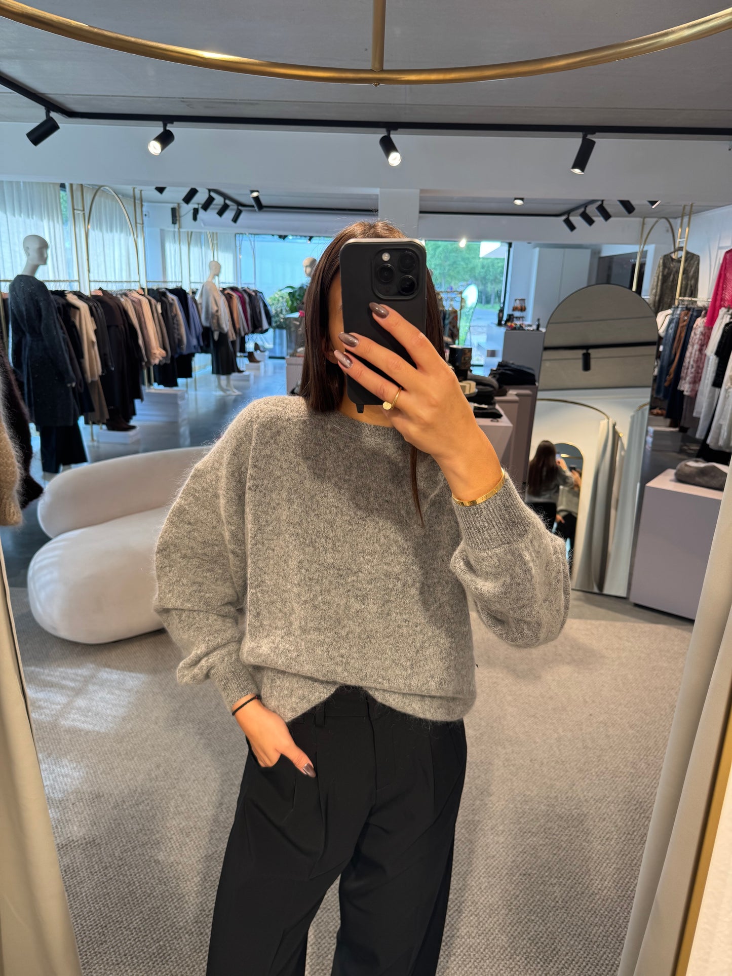 Lässiger Pullover aus Mohair in grey melange