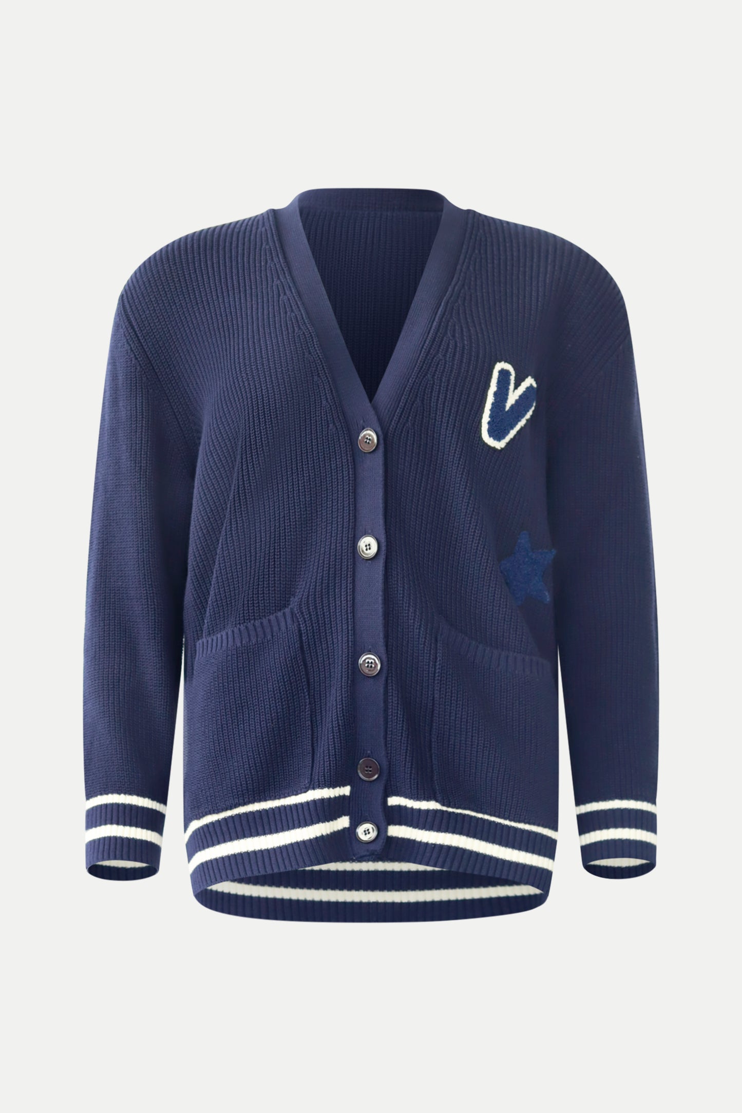 Strick- Cardigan im College- Look