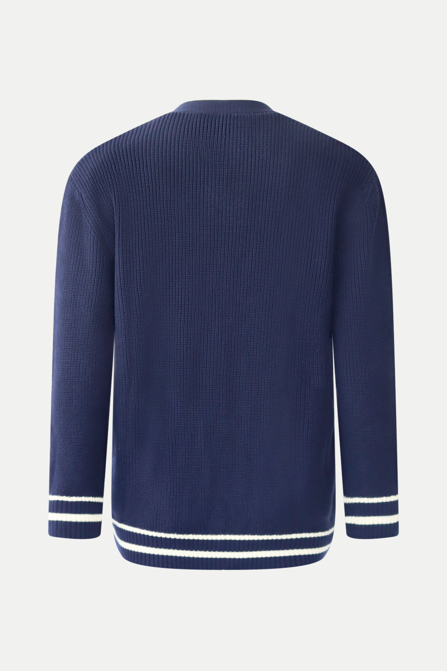 Strick- Cardigan im College- Look