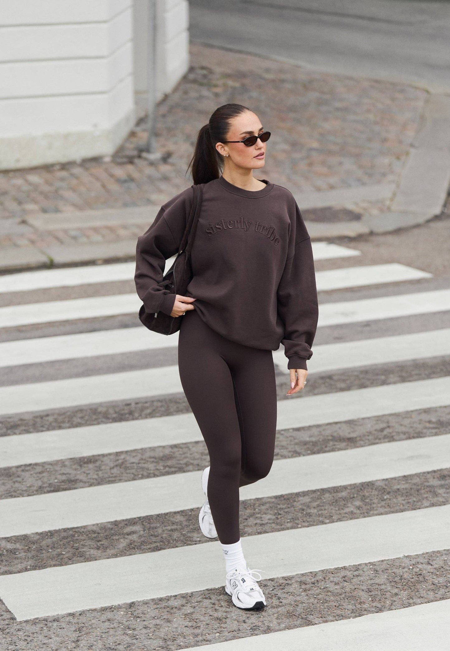 Sisterly Tribe - Sweatshirt