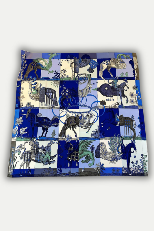 Luxuriöses Seidentuch 90 x 90 cm "Mythical Parade"