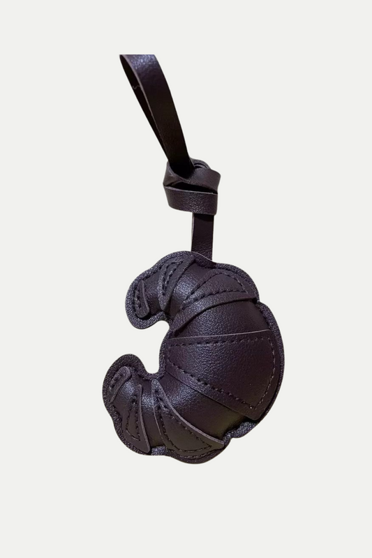 Bag- Charm "Croissant" in mocca