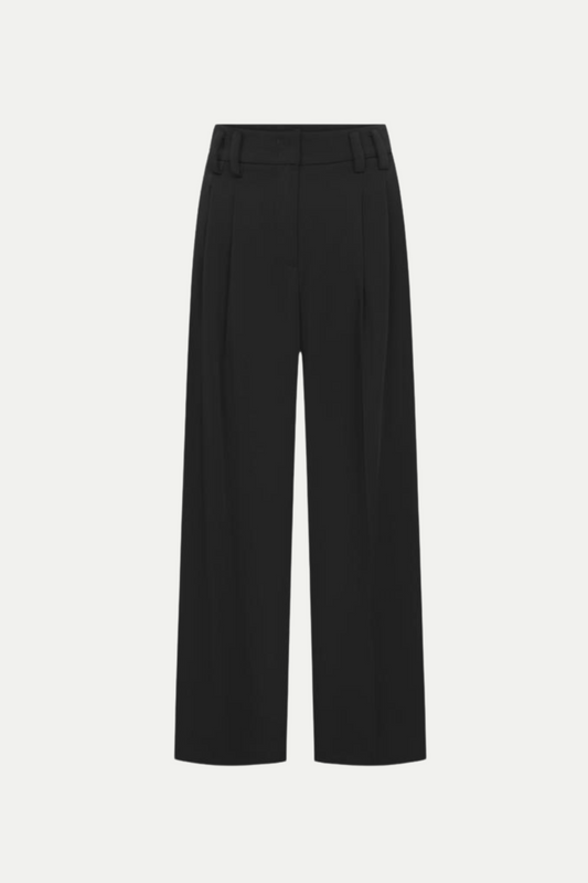 Weit geschnittene Hose in schwarz (full lenght)