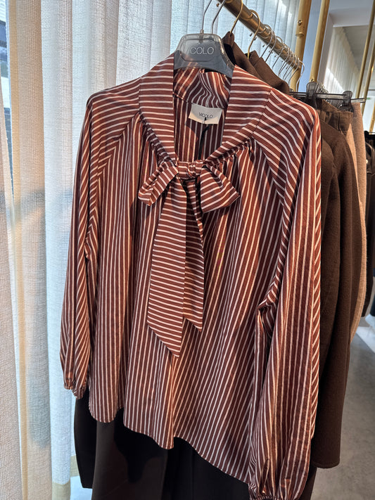 Gestreifte Bluse mit Schleife