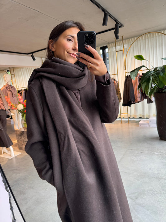 Scarf- Coat in dunkelbraun