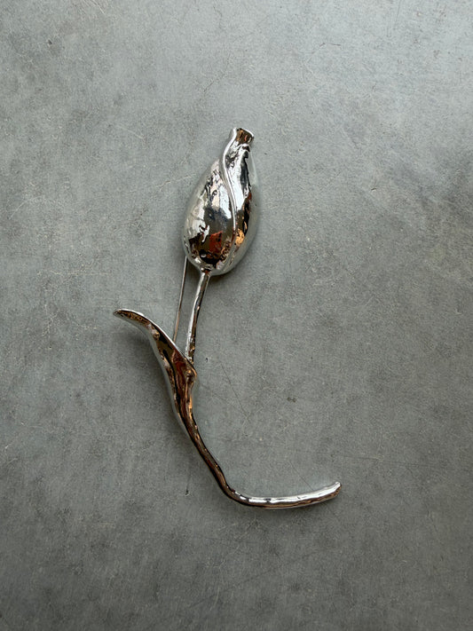 Brosche im Rosendesign versilbert