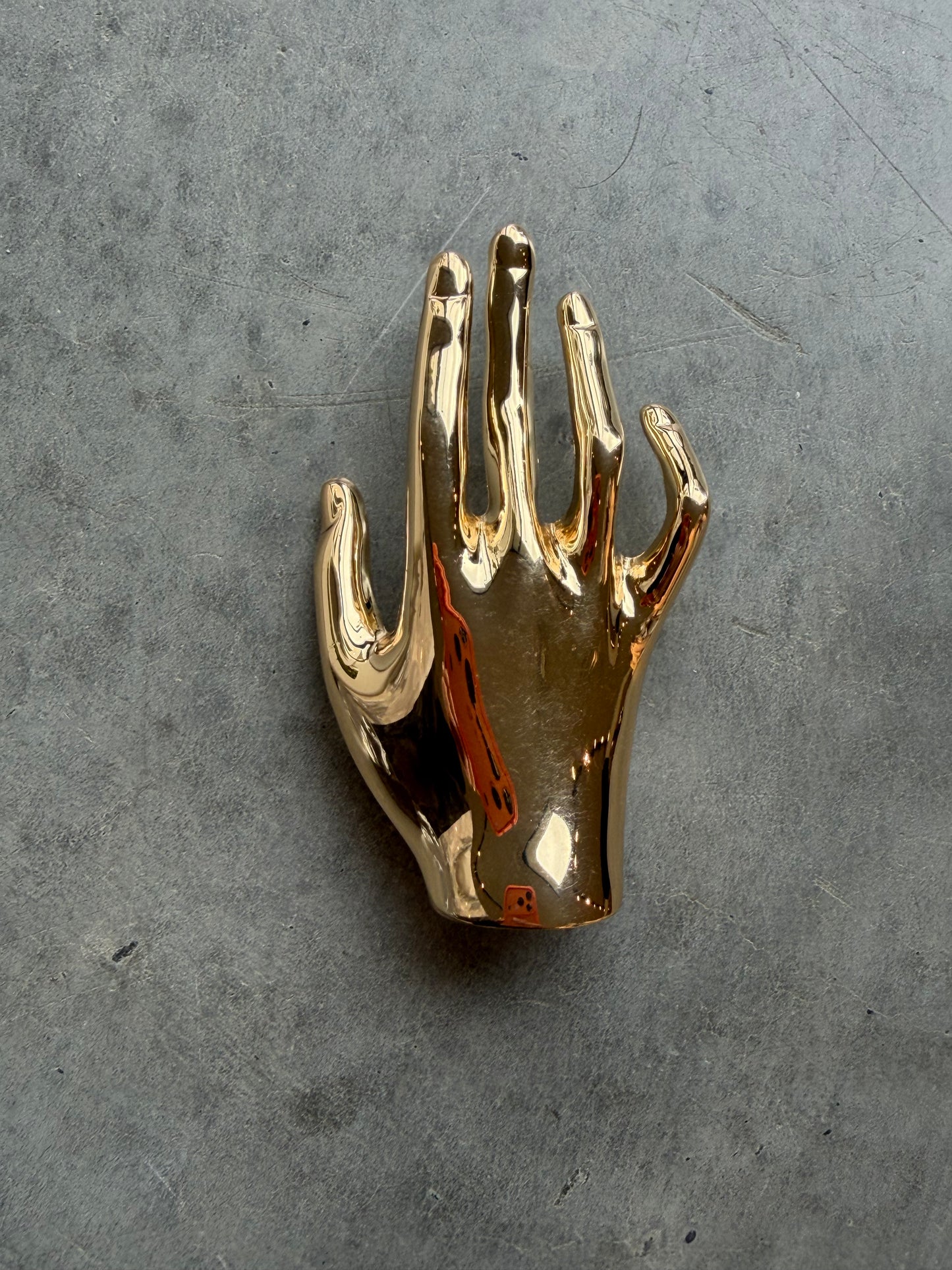 Hand- Brosche vergoldet