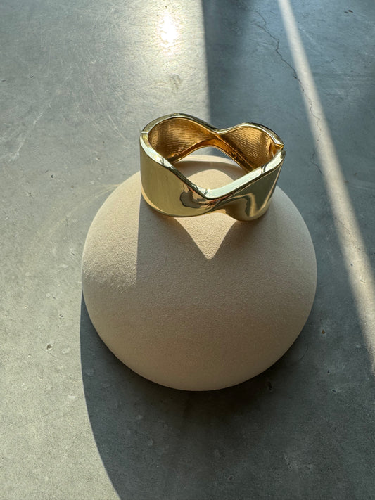 Goldener Armreif