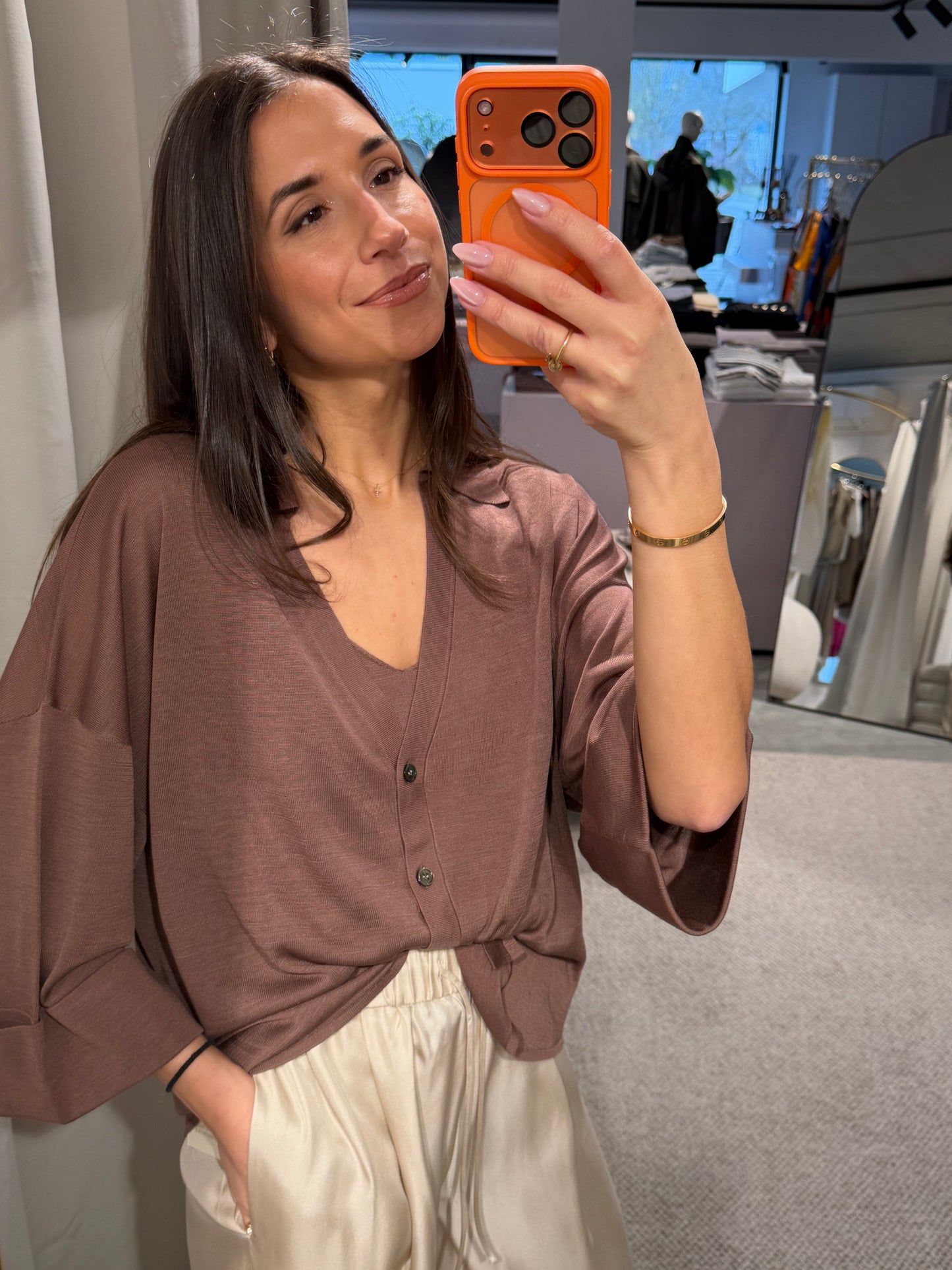 Flona- Leichte Strickjacke aus 100% Seide