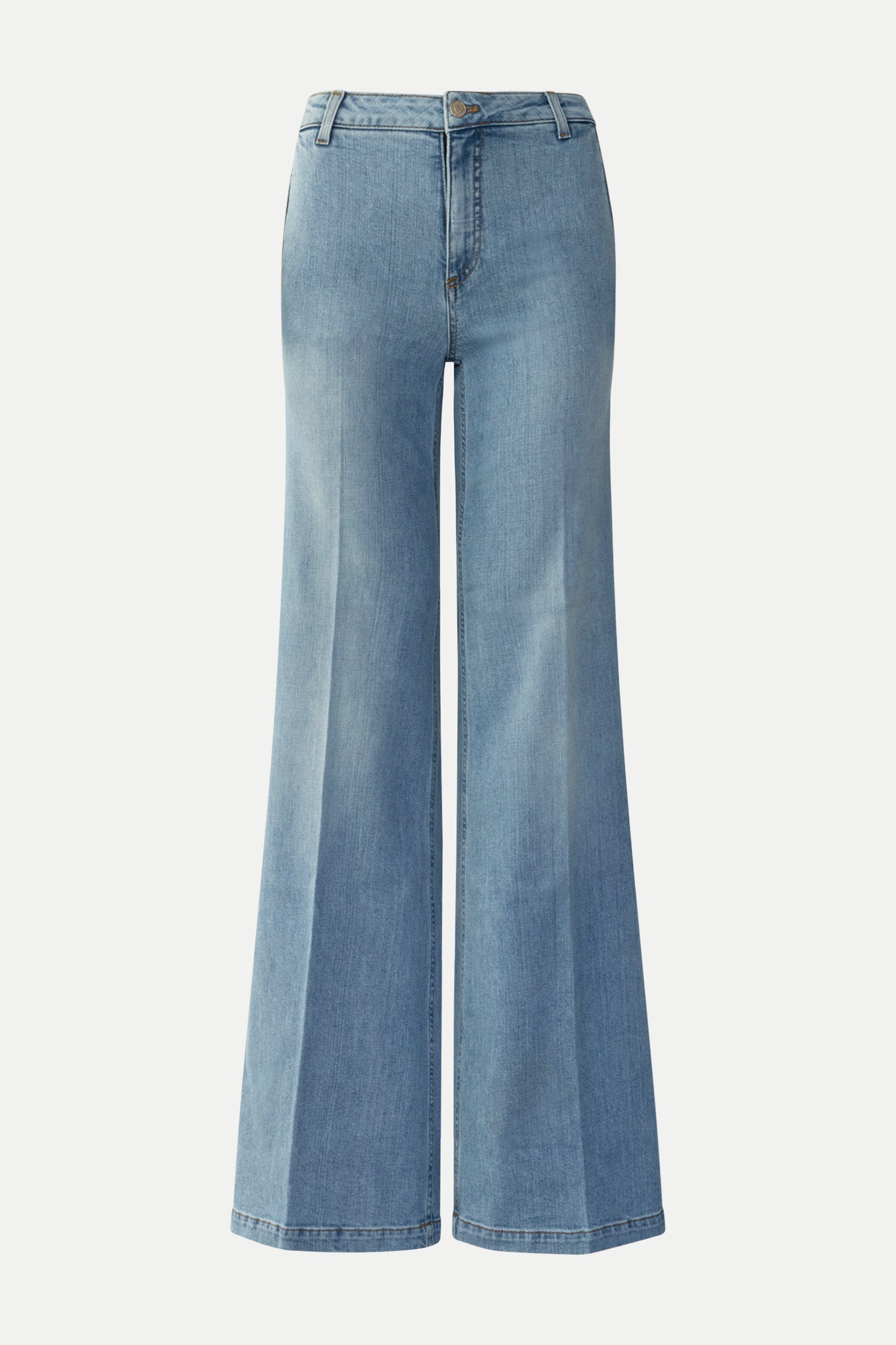 Bootcut- Denim in heller Waschung
