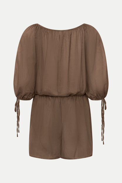 Kurzer Overall in nougat