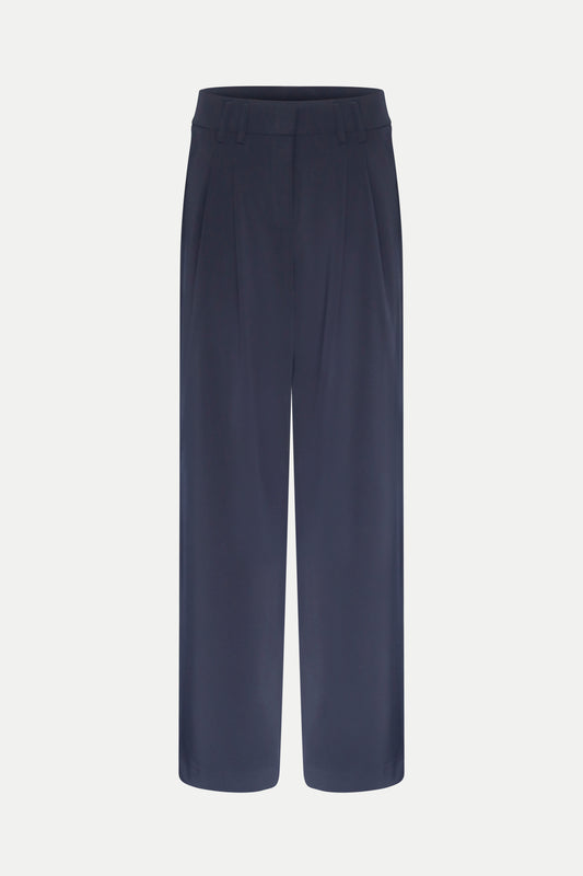 Weit geschnittene Hose in navy (full lenght)